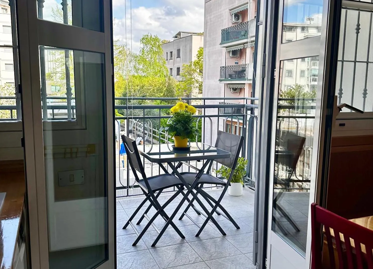 Milano Citta Vicino Metro Apartment Italy