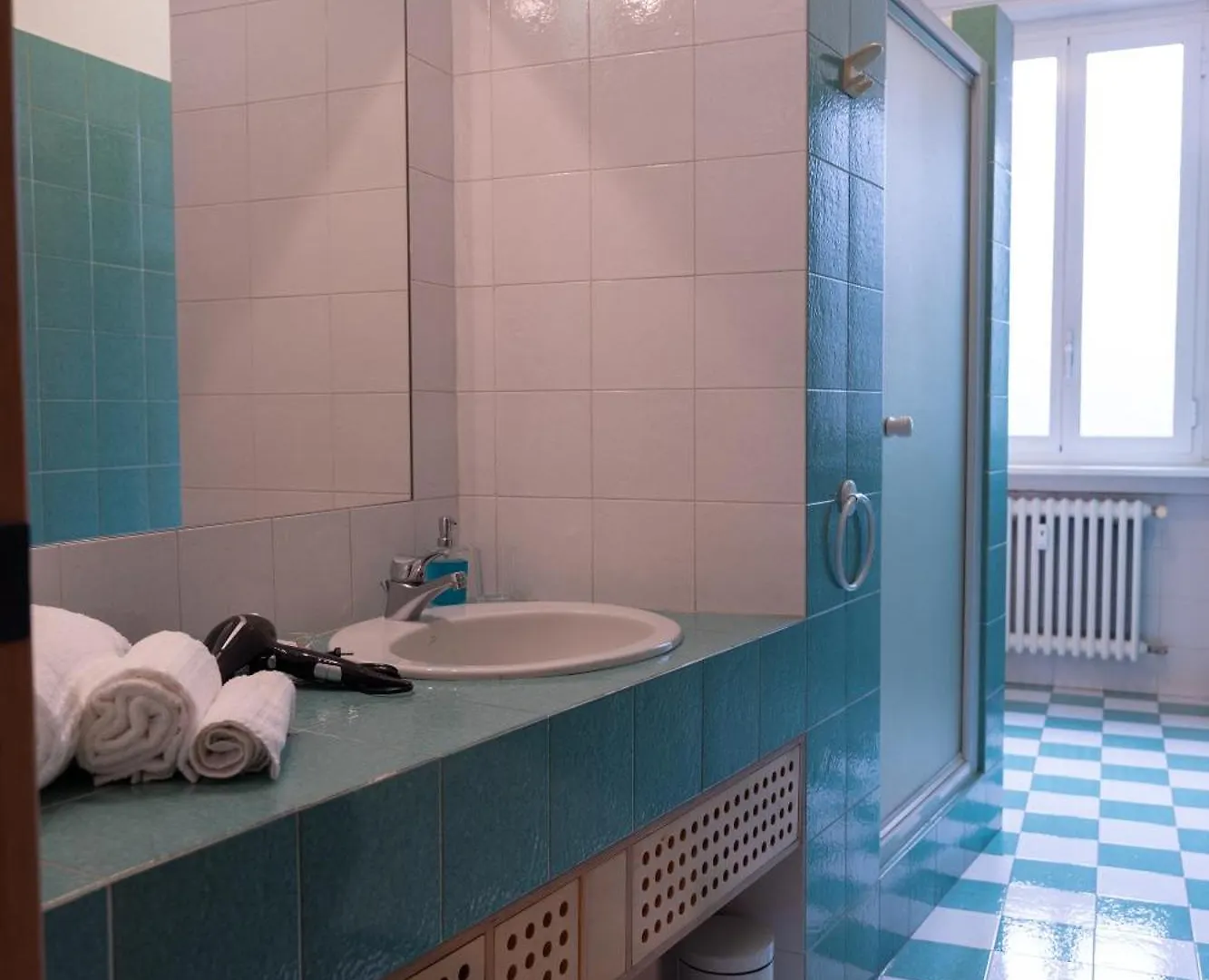Milano Citta Vicino Metro Apartment 0*, Milan Italy