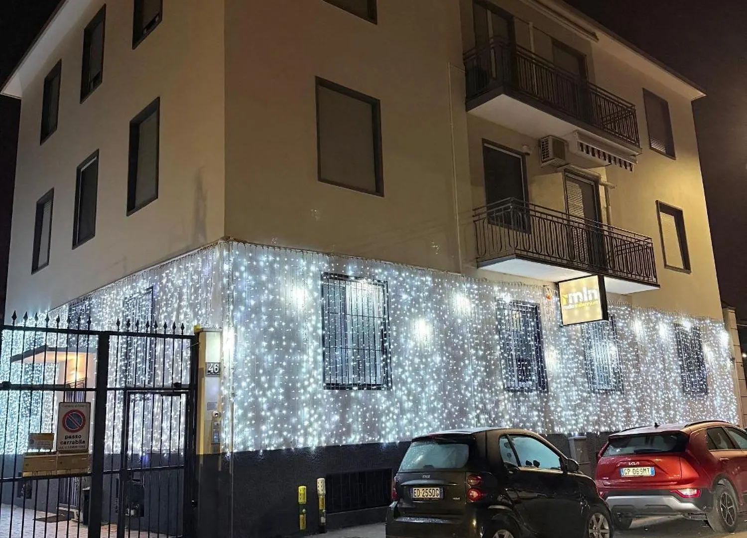 Milano Citta Vicino Metro Apartment 0*, Milan Italy